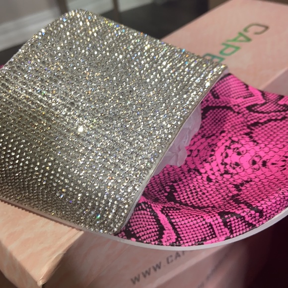 Slither sandal - Picture 4 of 4